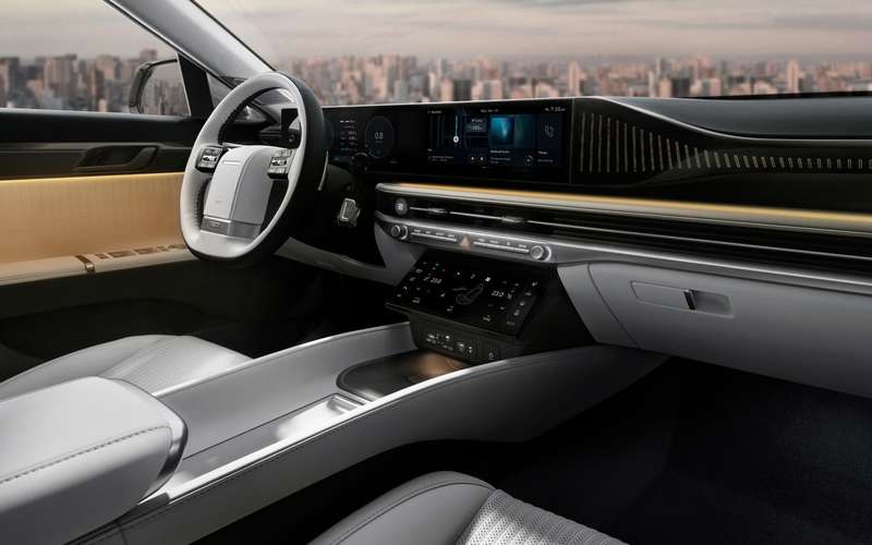 Новый большой Hyundai в продаже — названы цены Новый большой Hyundai в продаже — названы цены